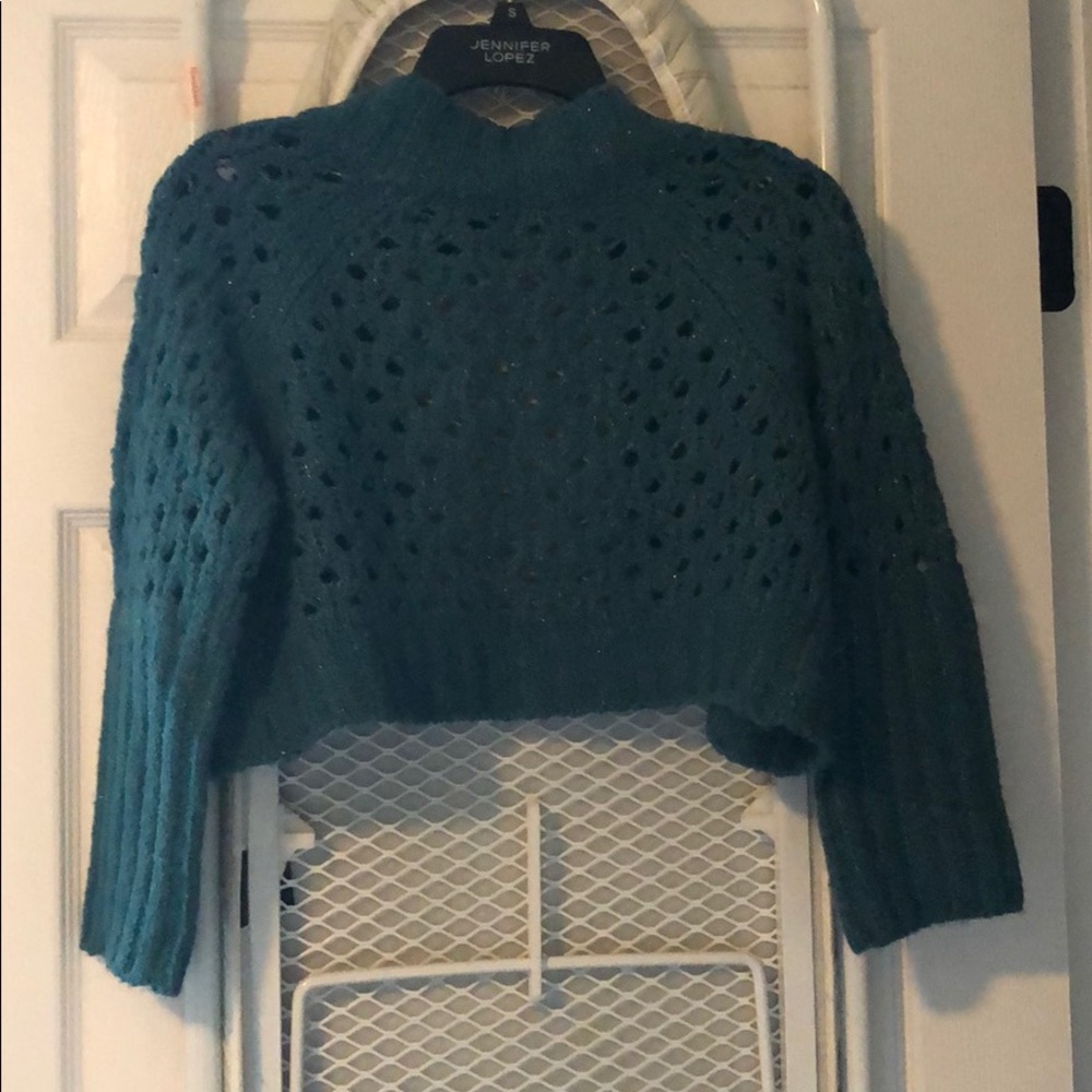 Cropped sweater - Picture 2 of 6